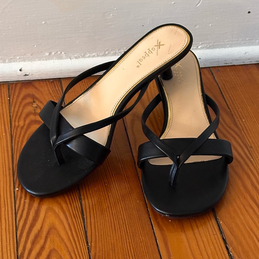 Xappeal Black Kitten Heel Sandals/7.5M
